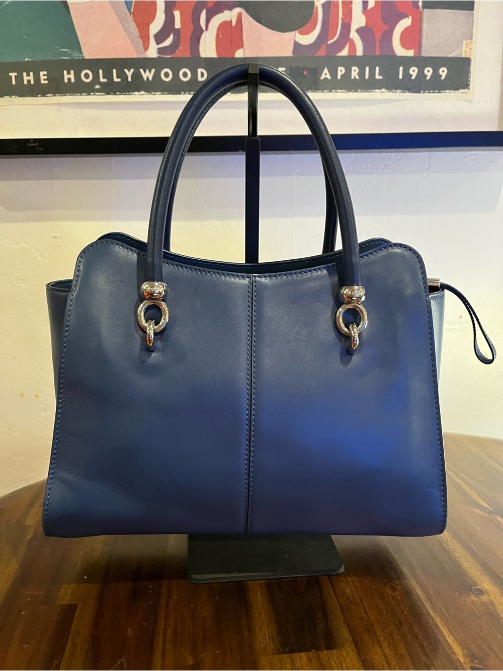 Tod’s Sella Navy Leather Tote Bag with Silver Hardware - Picture 2 of 10